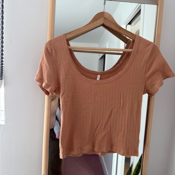 Bundle of 3 Rylee+Cru Pointelle tees - Picture 3 of 10